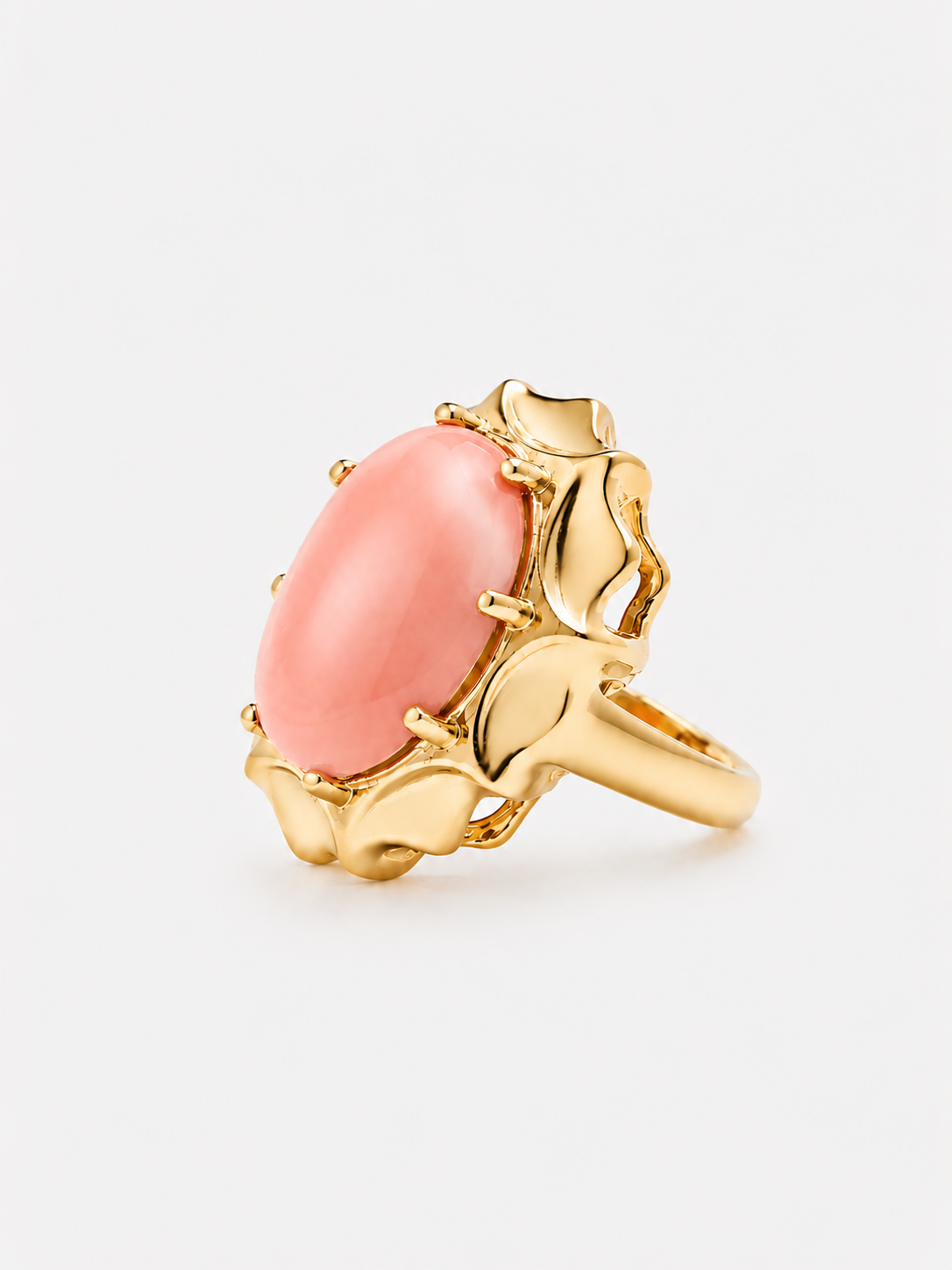 Angel Skin Coral Ornament Ring – Gold